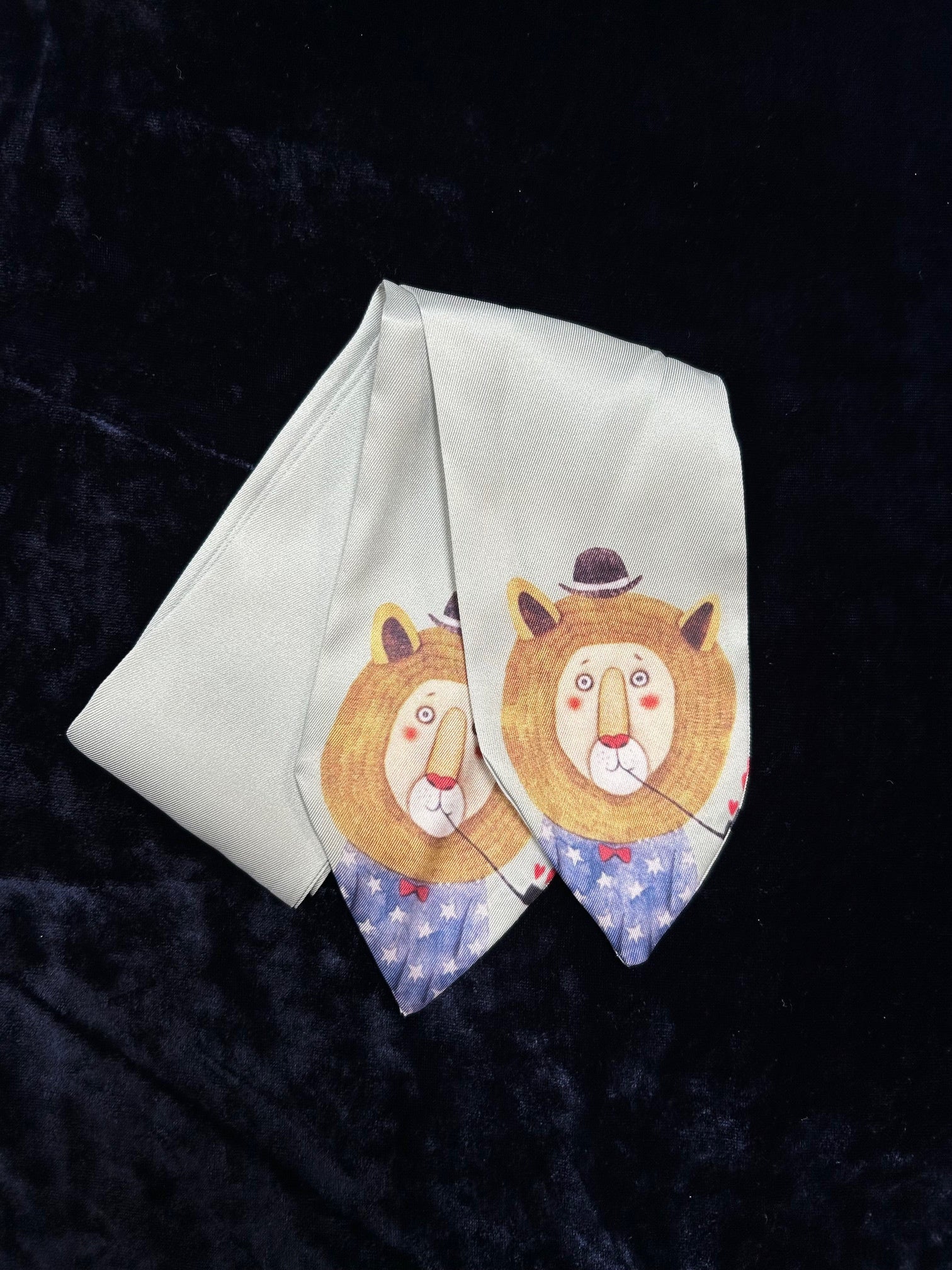 WORLD Satin Twilly Character Neck Scarf - Lion