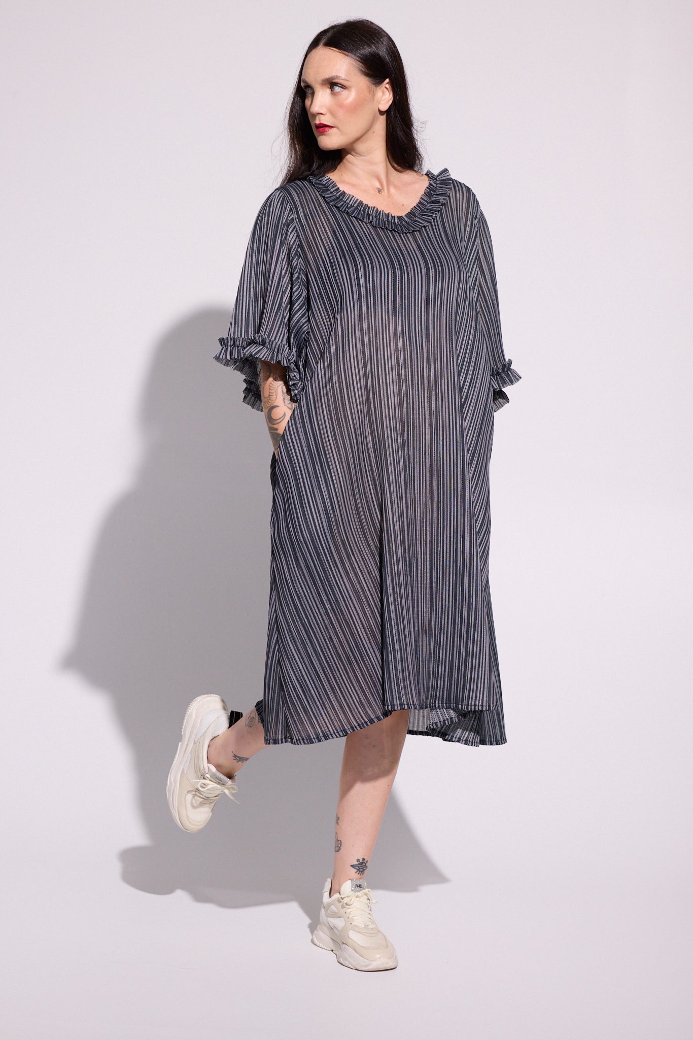 WORLD 5600 Please Denise Dress Charcoal