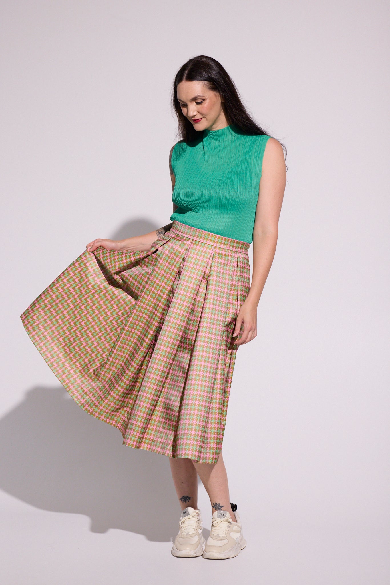 WORLD 4827 Checkout Skirt