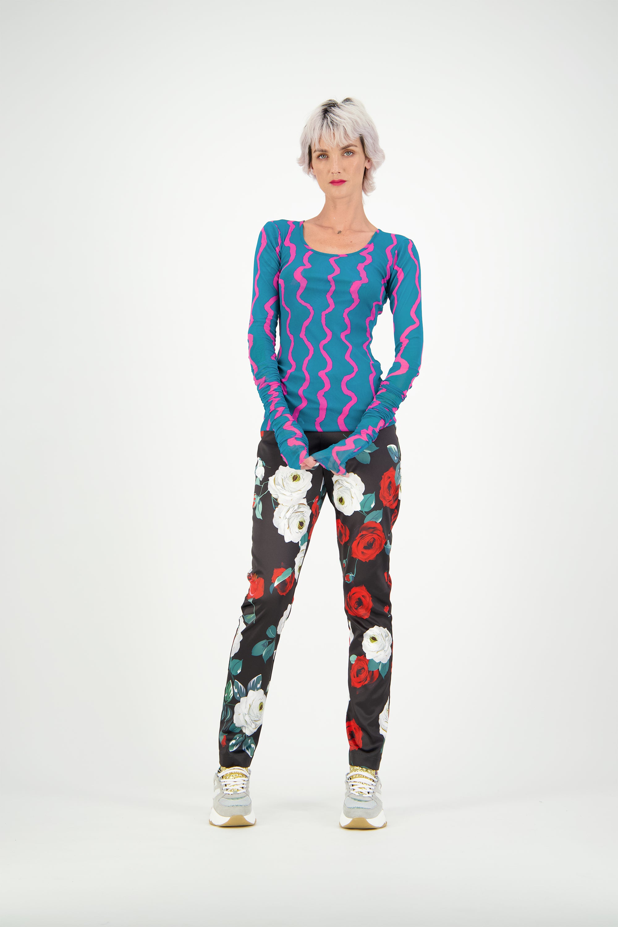 WORLD 4686 Coretta Slim Pant Black Roses