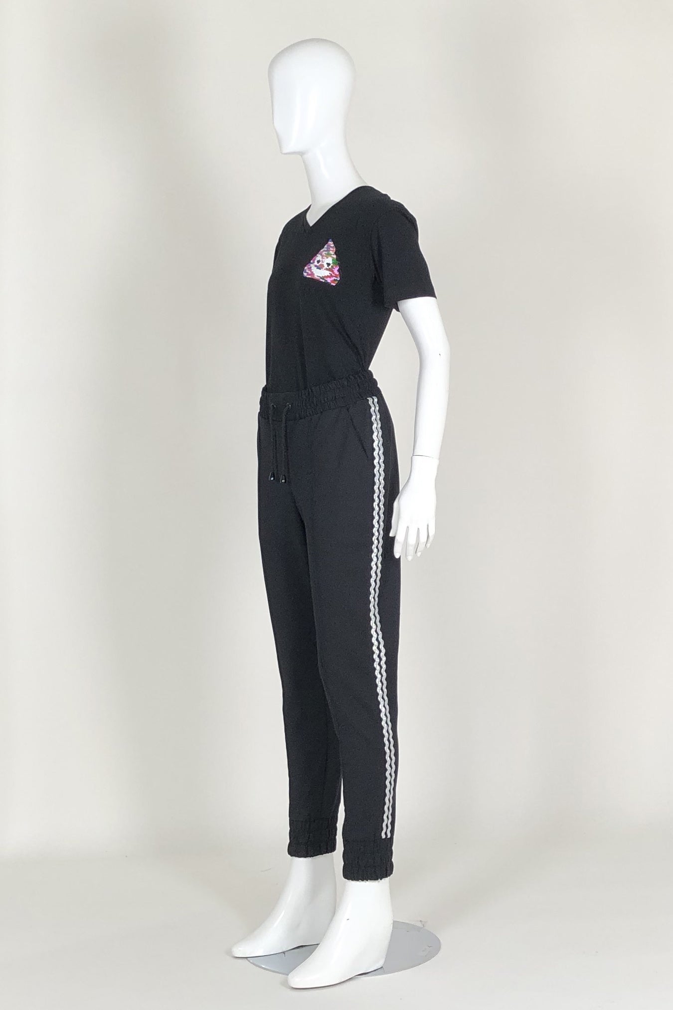 WORLD 4587 Throwback Trackpant (Unisex) Black