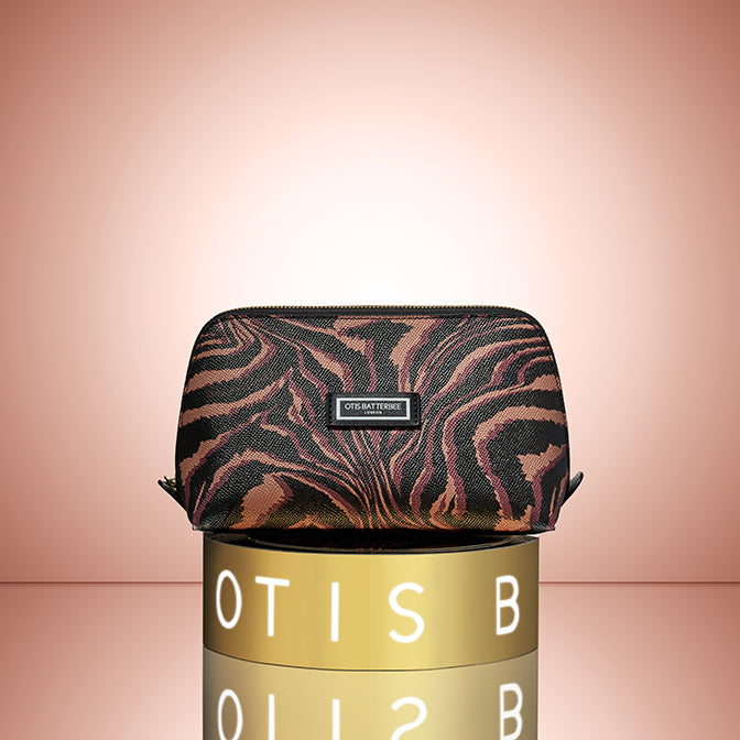 Otis Batterbee - Large Beauty Bag Sand Tiger